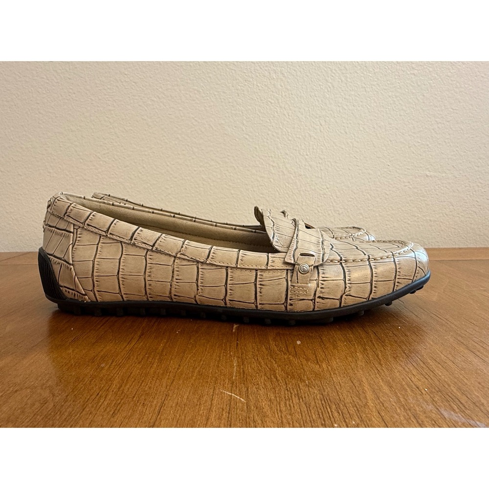 Rockport Total Motion Croc Embossed Leather Penny Driving Loafers Cream Womens - Picture 3 of 6